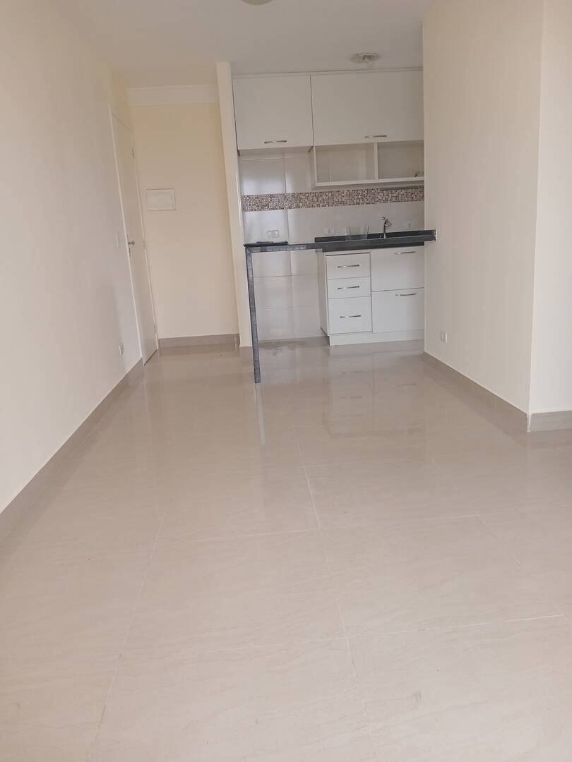 Apartamento para alugar com 2 quartos, 50m² - Foto 8